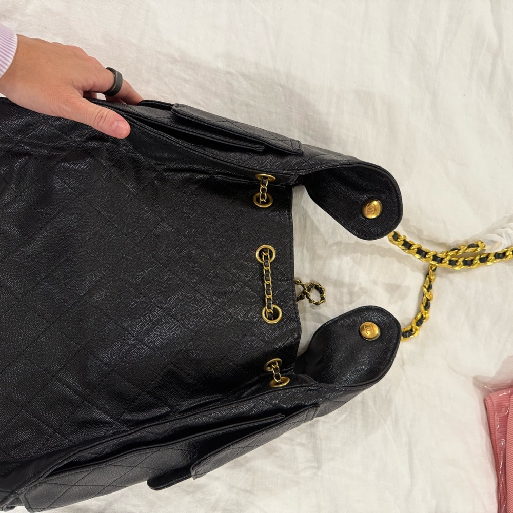 Chic Black Quilted Hobo Bag with Gold Accents